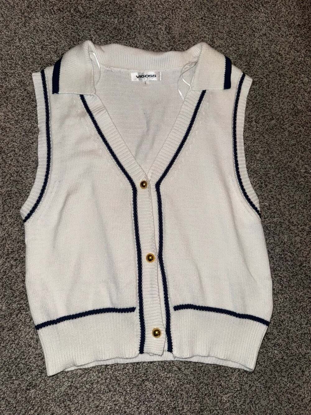 Vigoss White and Navy Contrast Trim Knit Button-Up Sweater Vest Size L
